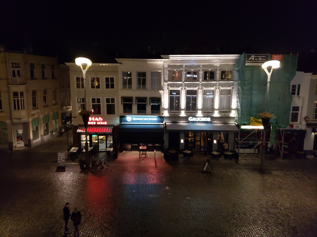 时钟城市酒店主图