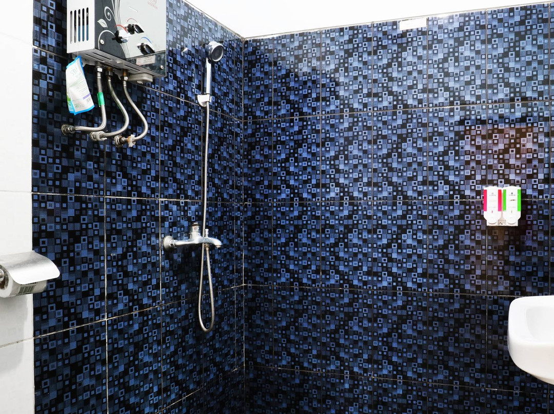 Saung Balibu Hotel主图