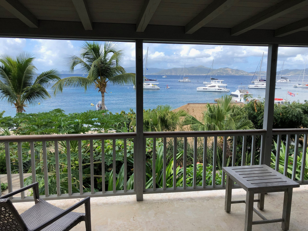 Cooper Island Beach Club Hotel主图