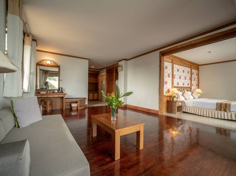 Rayong Chalet Hotel & Resort主图