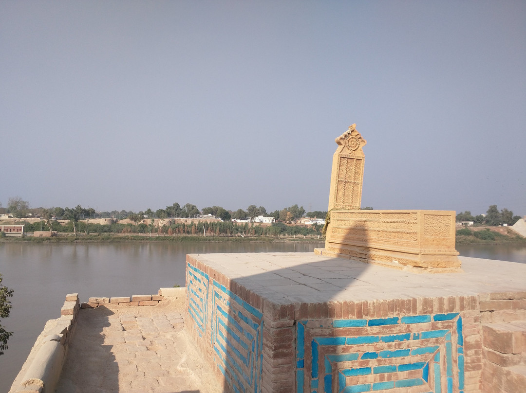 Tomb of Seven Sisters-Sukkur必去景点