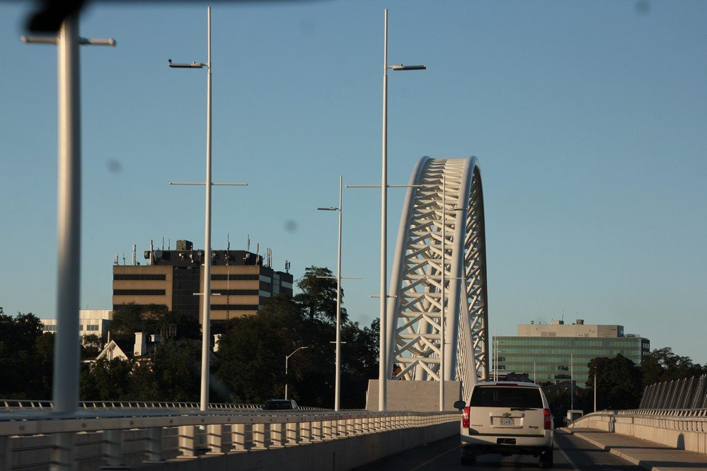 Burgoyne Bridge-圣凯瑟琳斯必去景点