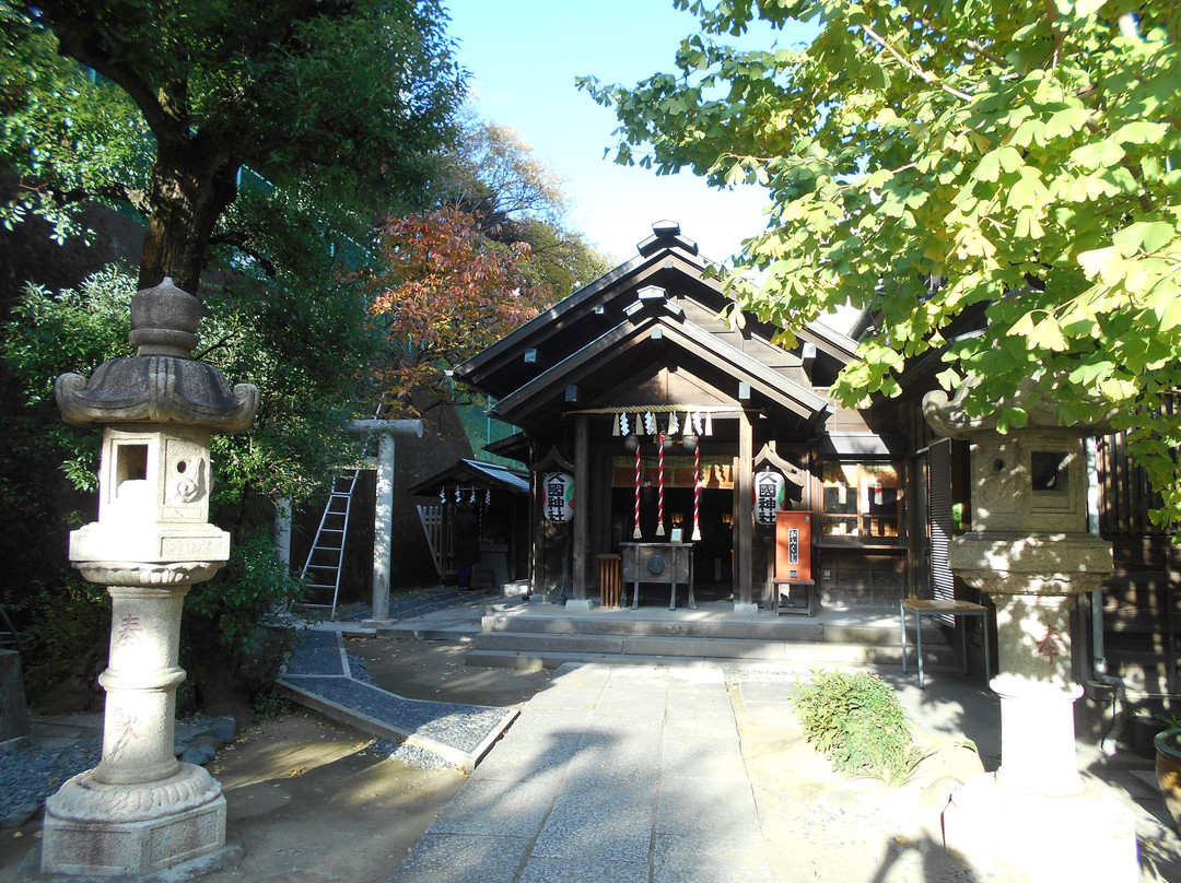 Hisakuni Shrine景点图片