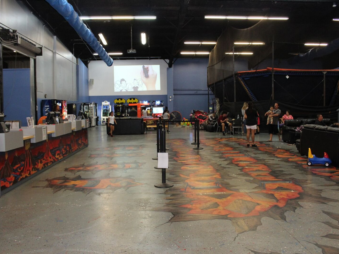 iTrampoline Hawaii-维帕胡必去景点