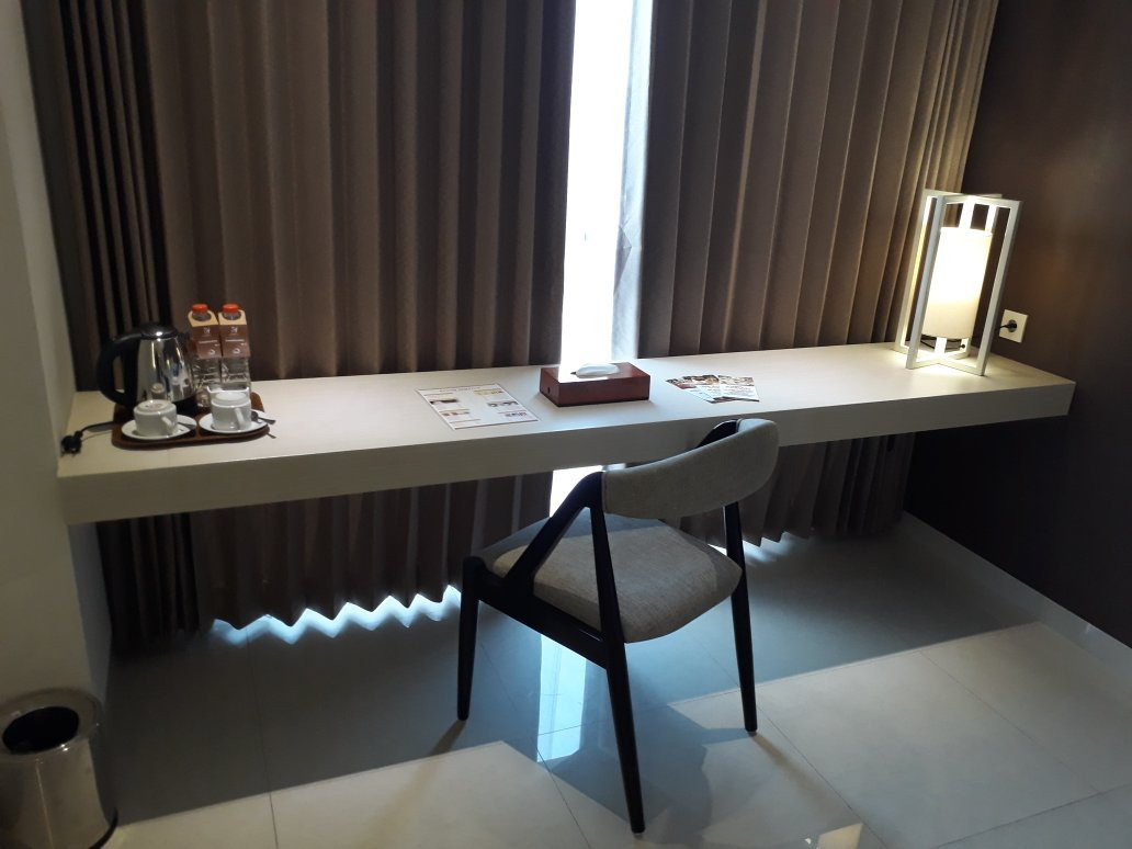 棉兰牙也马达瑞士贝尔旅店主图