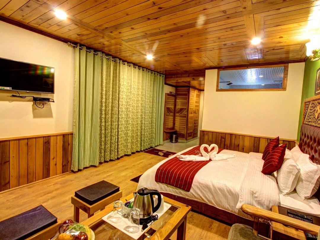 Aamod At Apple Town主图