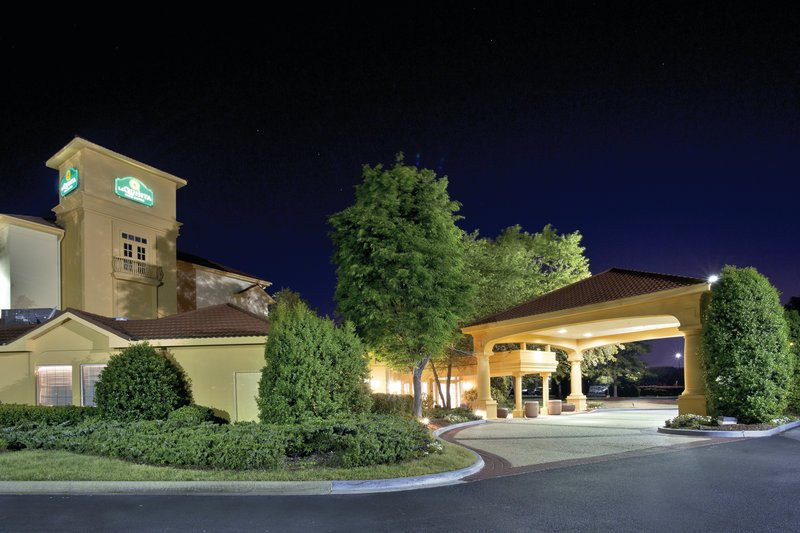 La Quinta Inn & Suites by Wyndham Birmingham Homewood主图