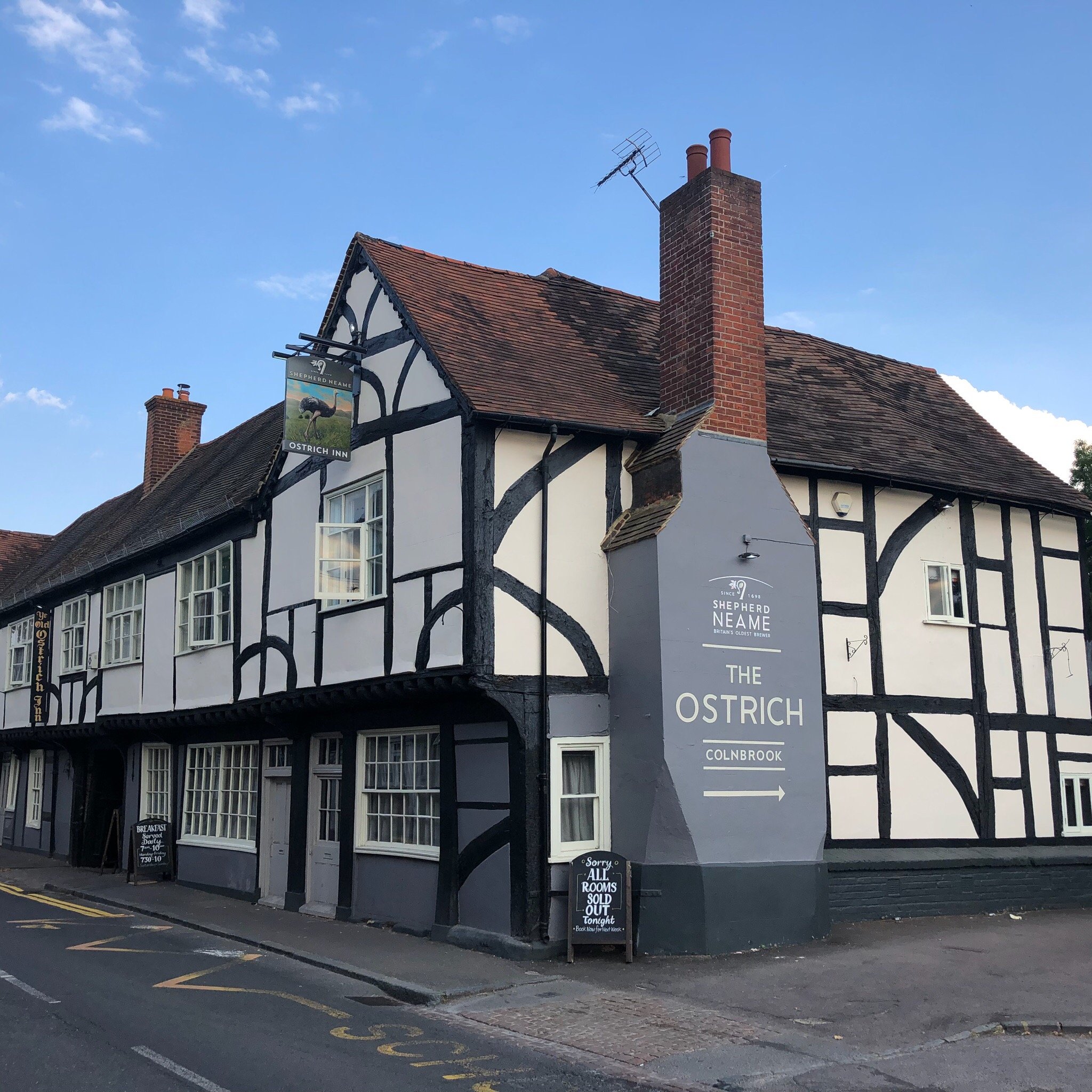 Ostrich Inn-官方