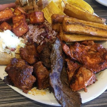 Todos Santos Plaza-康科德必去景点