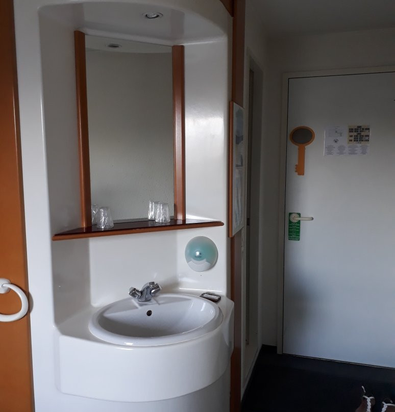 快速宫殿沃格兰酒店主图