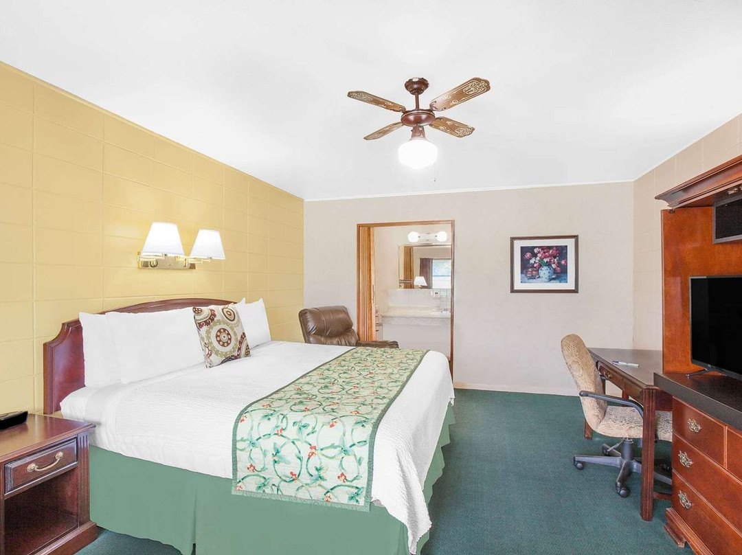 Knights Inn Fort Madison主图