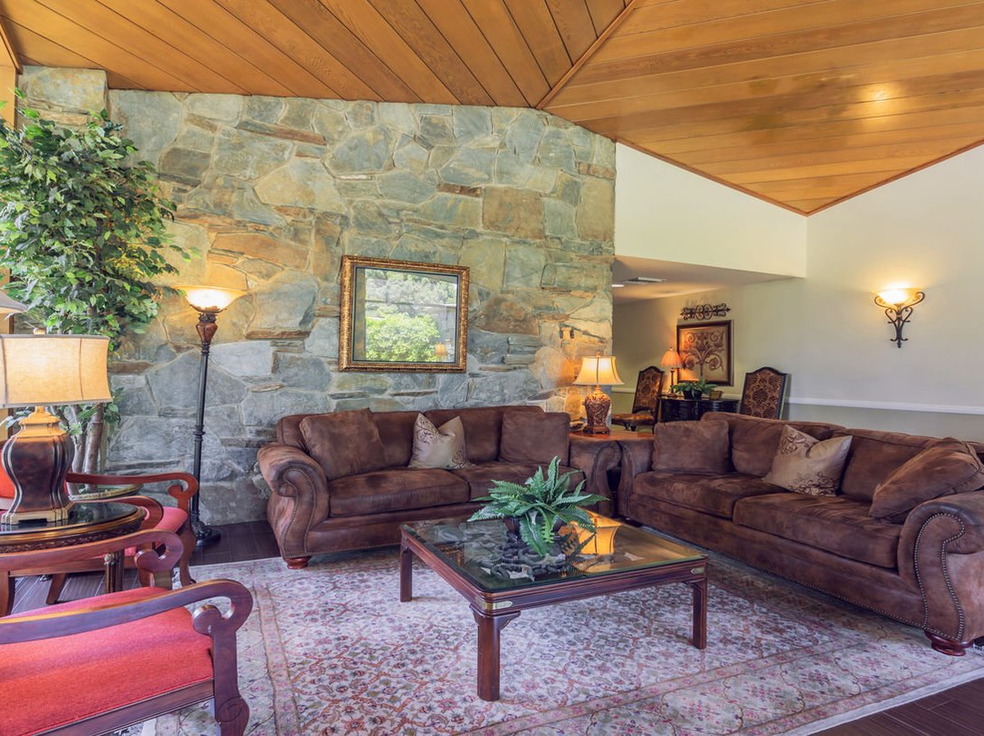 Oakdale Mortuary & Memorial Park-Glendora必去景点