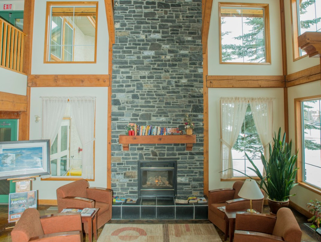 Lakeview Inns & Suites - Okotoks主图