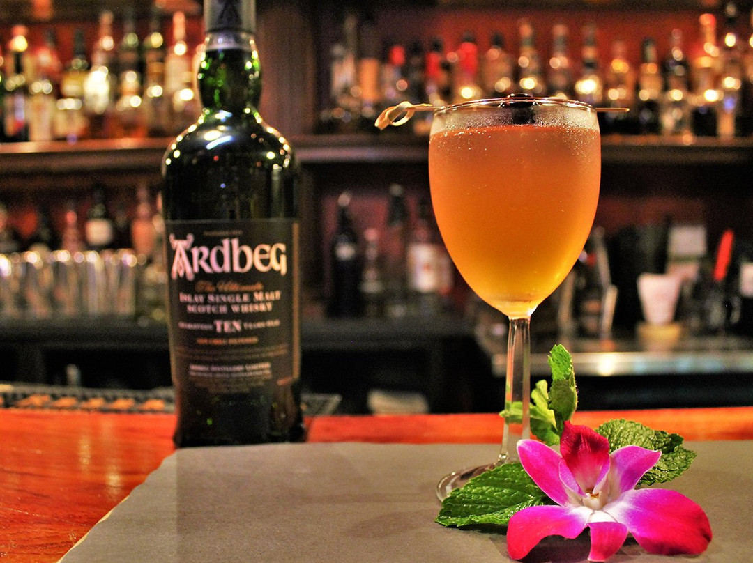 Crafted Cocktail Co.-Wadsworth必去景点