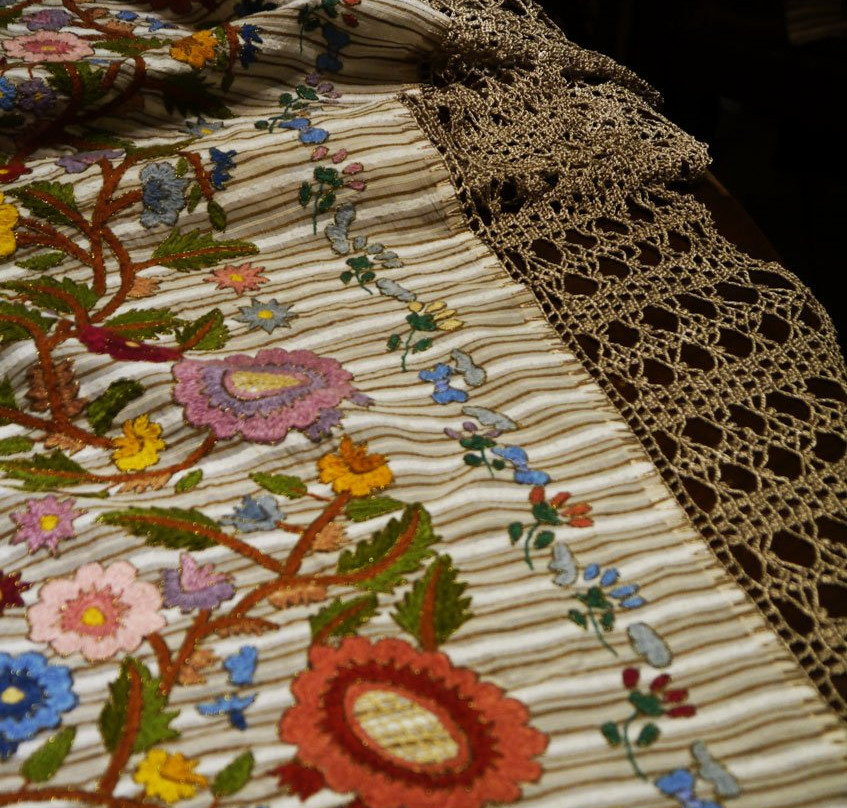 Silky House-亚历山德鲁波利必去景点