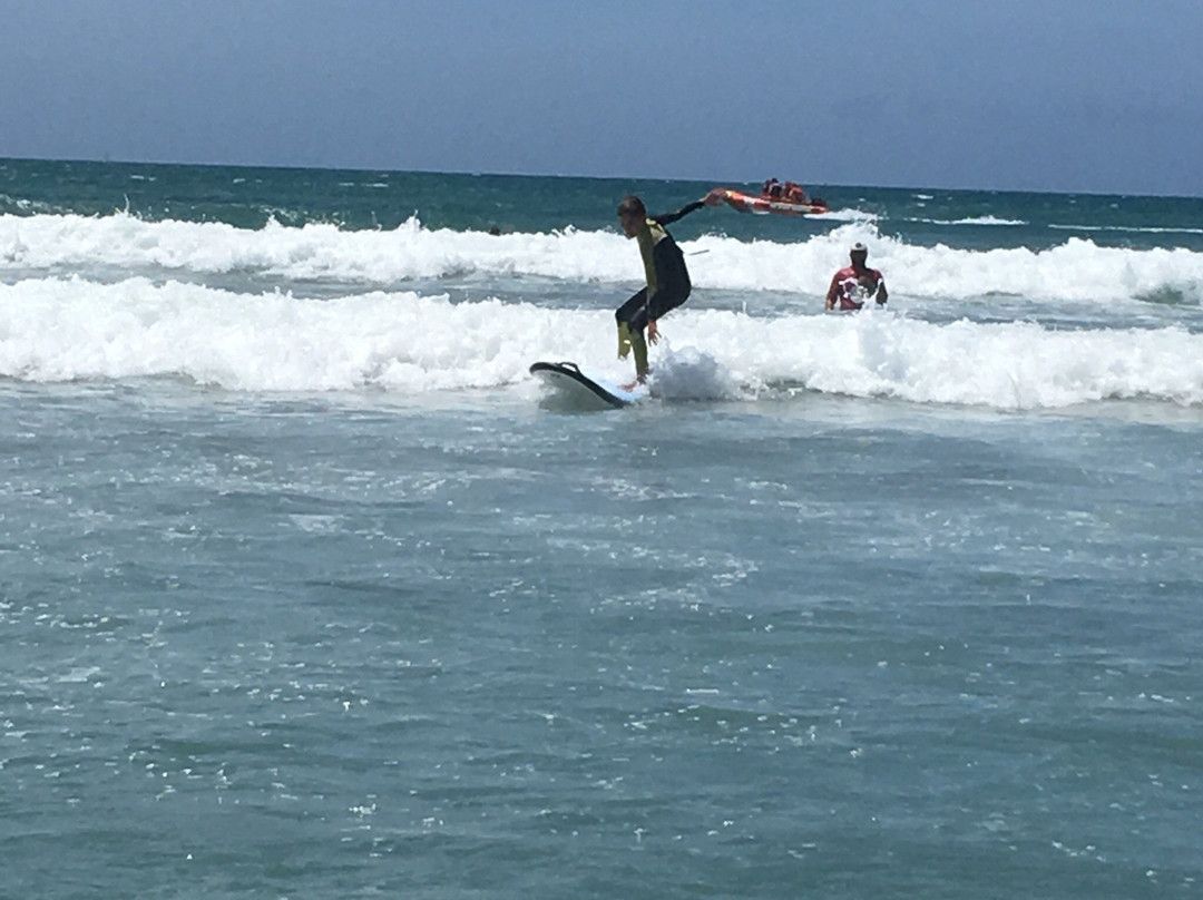 Whangamata Surf School景点图片