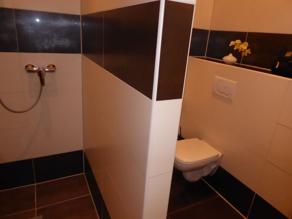 德特米拉德兰德宫酒店主图