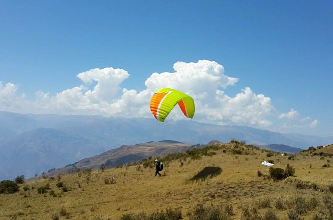 Zona de Vuelo de Parapentes en Sotapa-Huancarama必去景点
