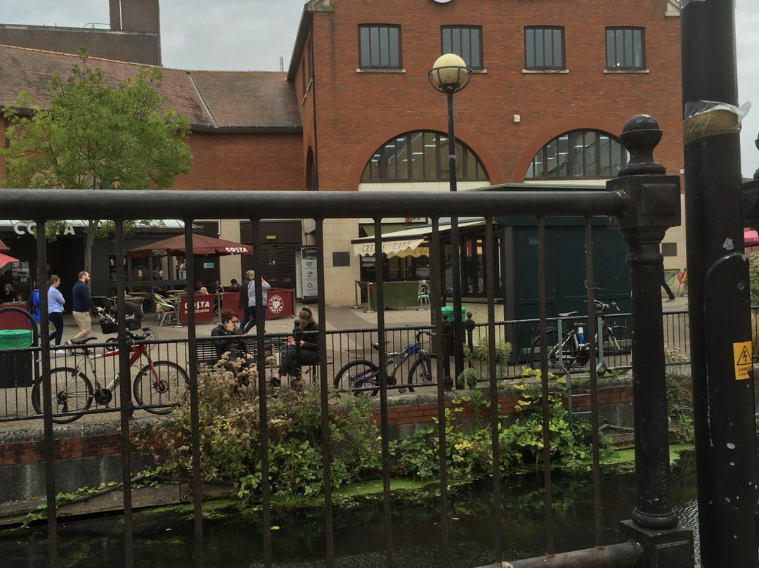 Meadows Shopping Centre景点图片