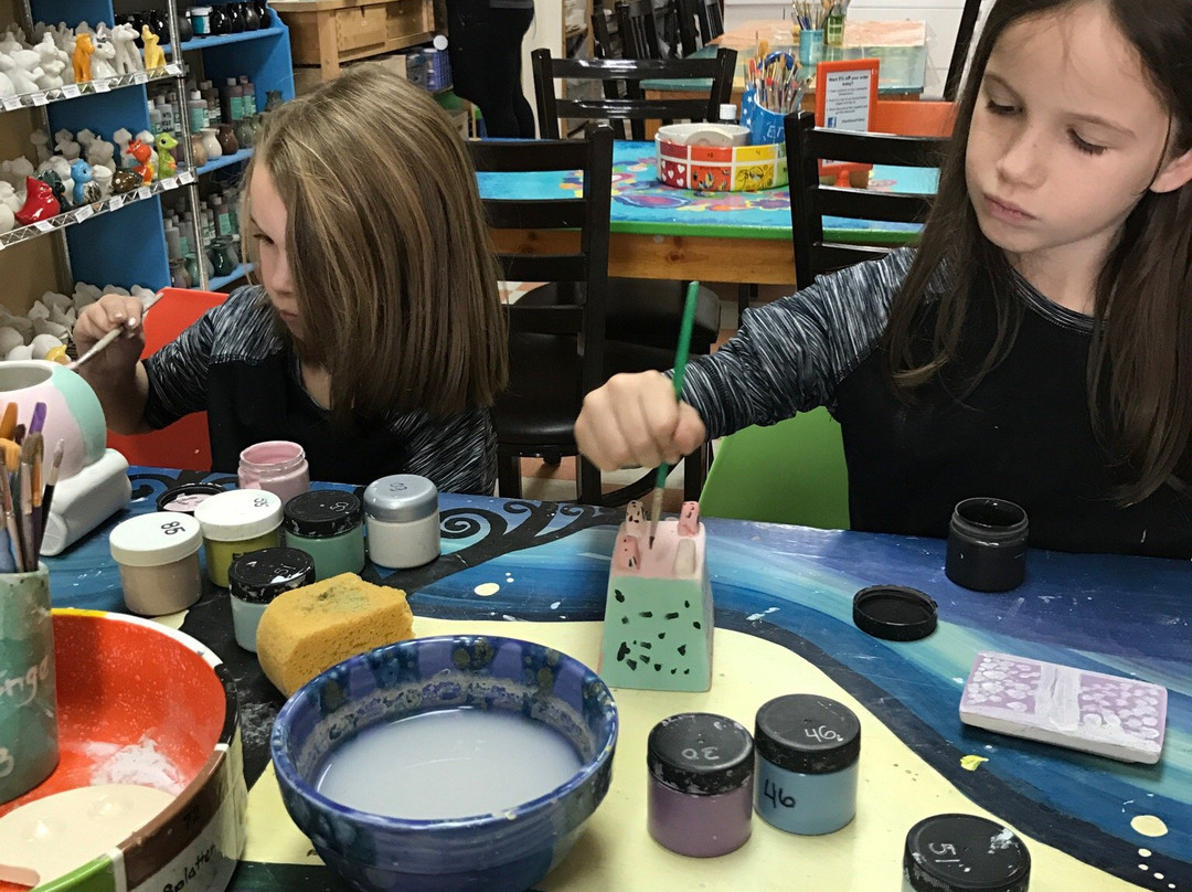 Paint Some Pottery景点图片