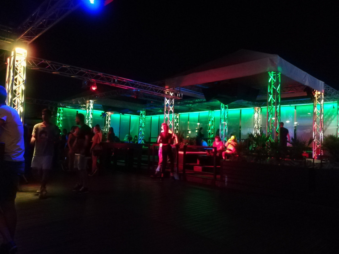 Dolce Beach Summerbar景点图片