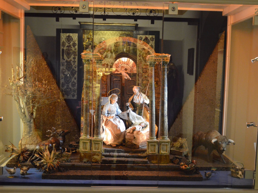 Museo Il Divino Infante-加尔多内里维耶拉必去景点