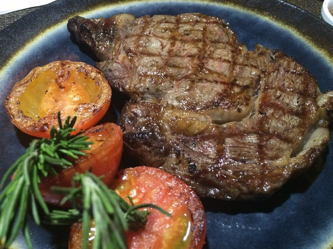 Bovini Steakhouse Bar