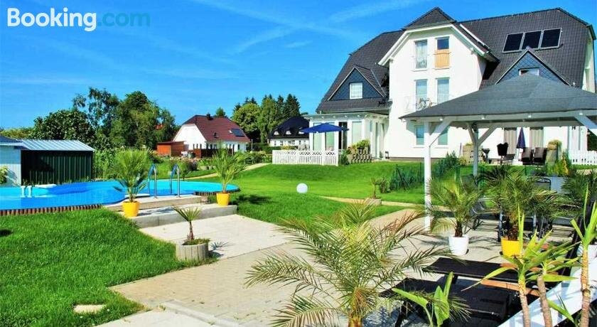 Ferienwohnungen Neppermin USE 2940