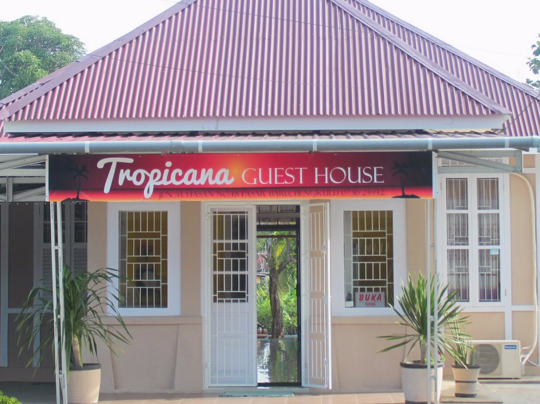 明古鲁酒店住宿-Tropicana Guest House
