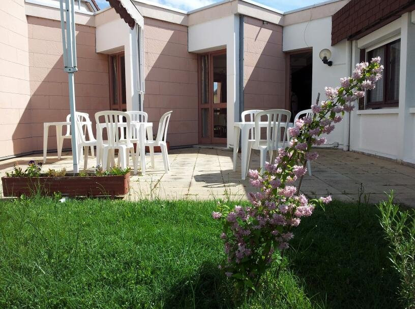 Hotel Les Jardins du Forez主图