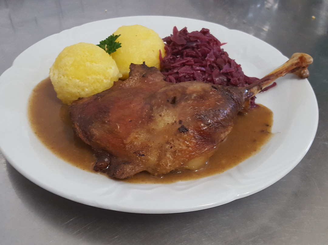 Nauheim餐馆和美食-Hotel & Gaststatte Zum Rosengarten