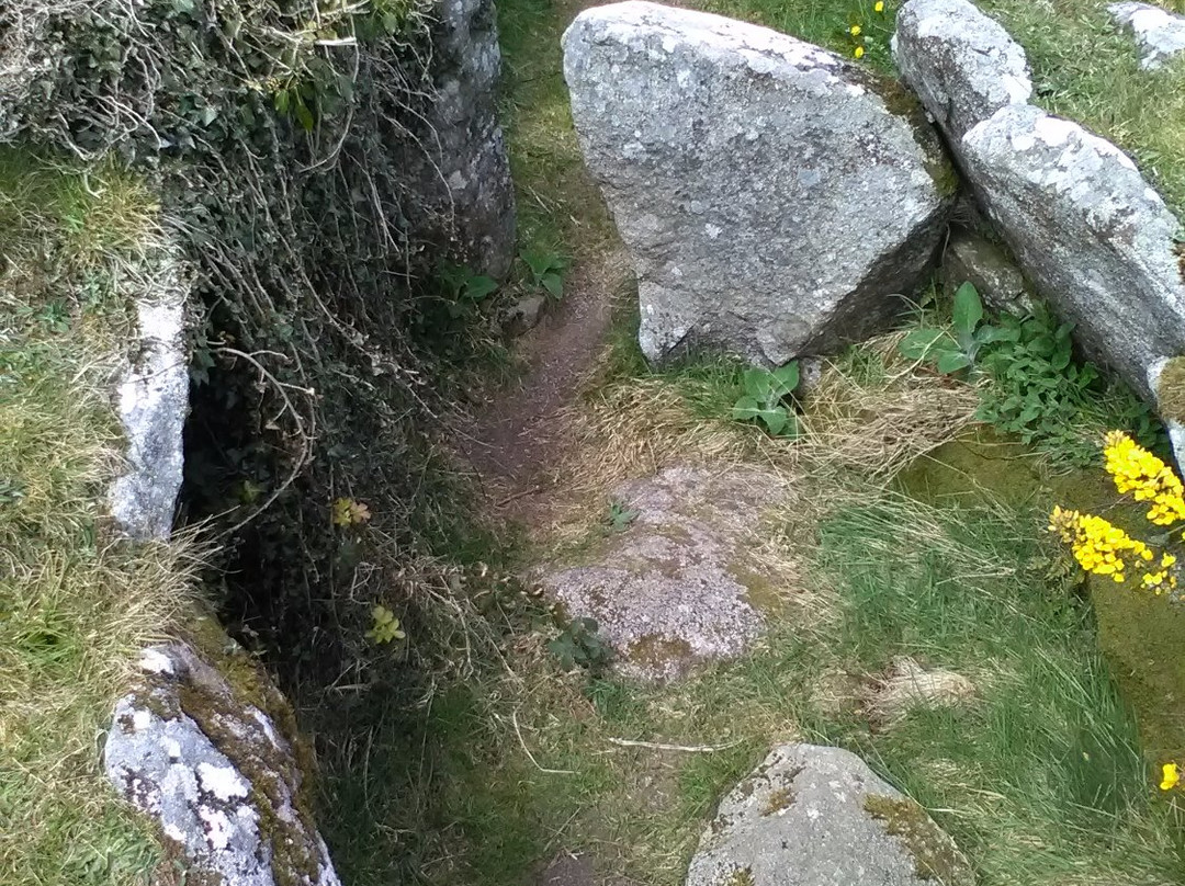 Ballymacdermot Cairn-纽里必去景点
