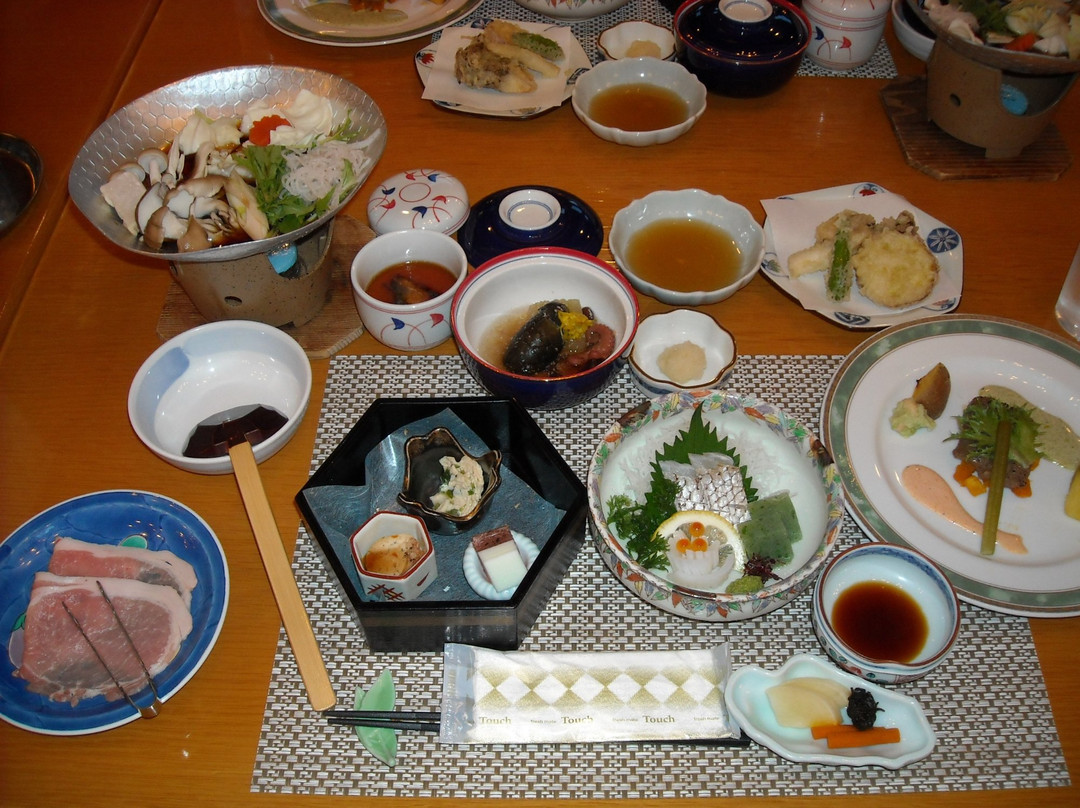 岩柜松柏森林度假村