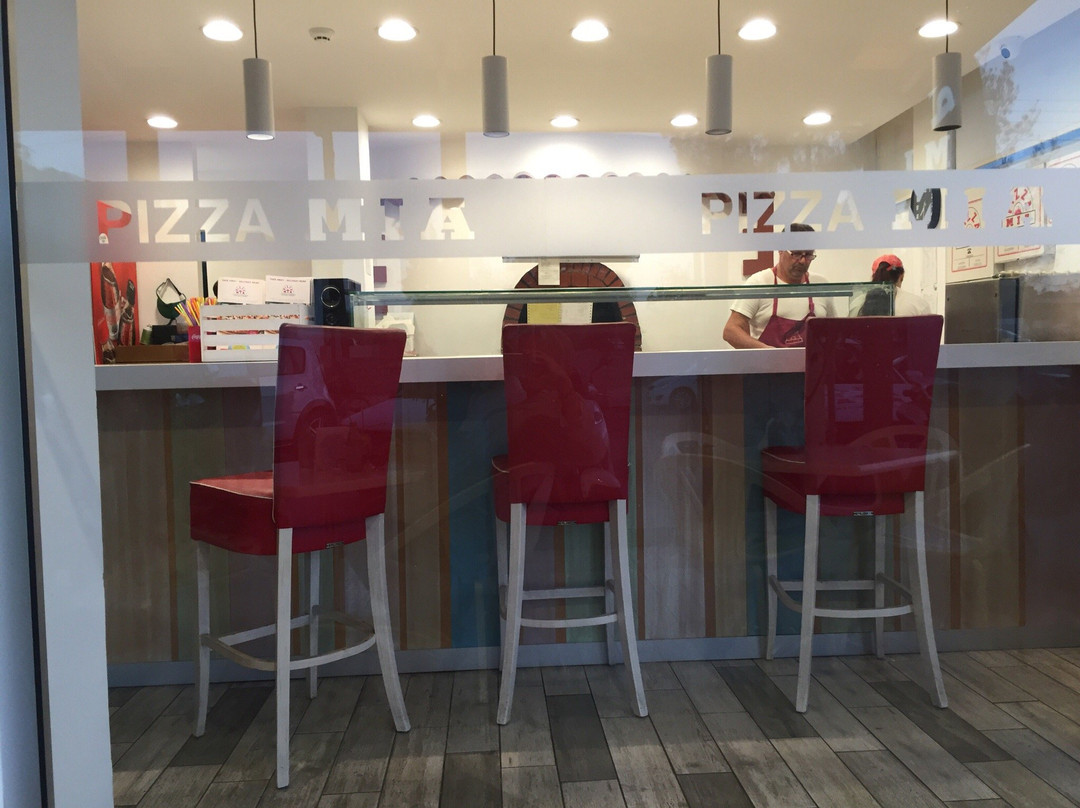 Ypsonas餐馆和美食-Pizza Mia