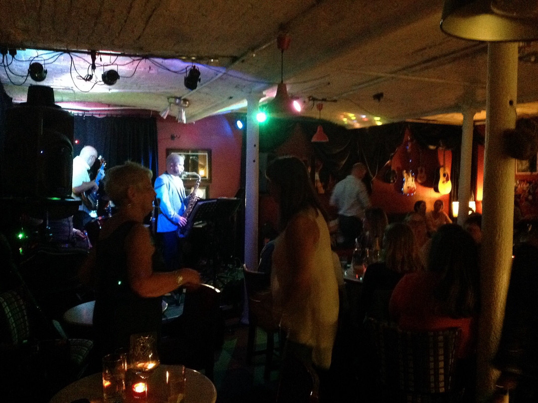 The Doghouse Music Bar-Ramsbottom必去景点