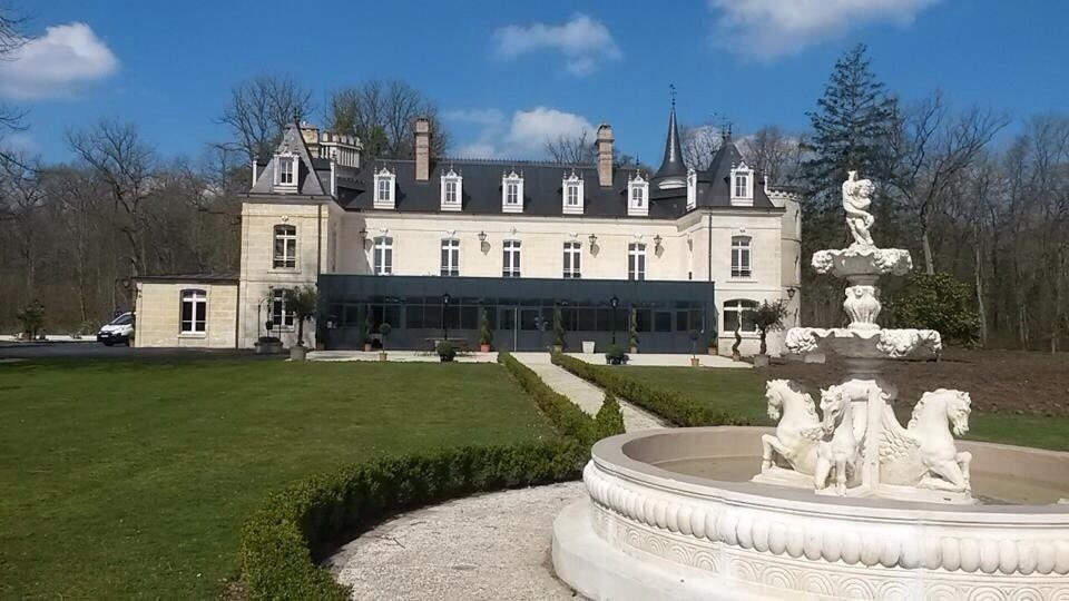 Chambres d'Hotes du Chateau de Breuil主图