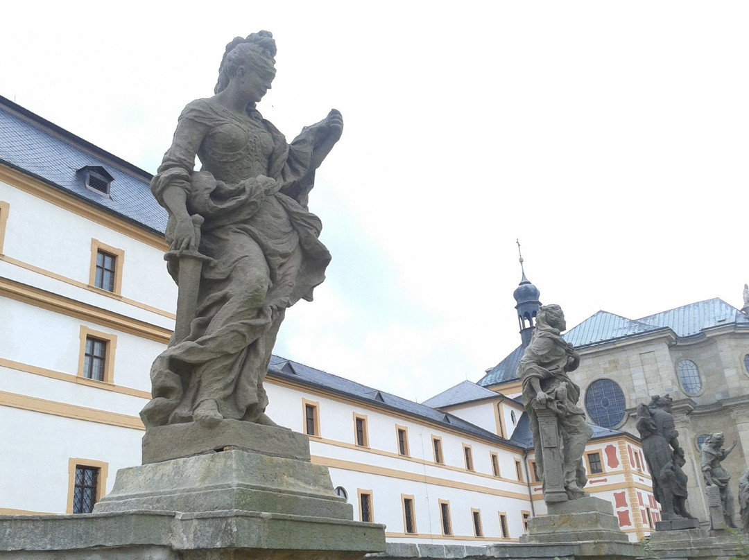 Braun Statues of Virtues and Vices景点图片