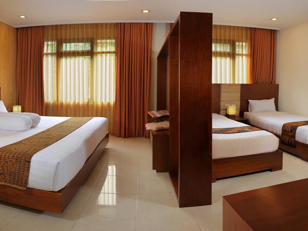 Multazam Hotel Solo主图