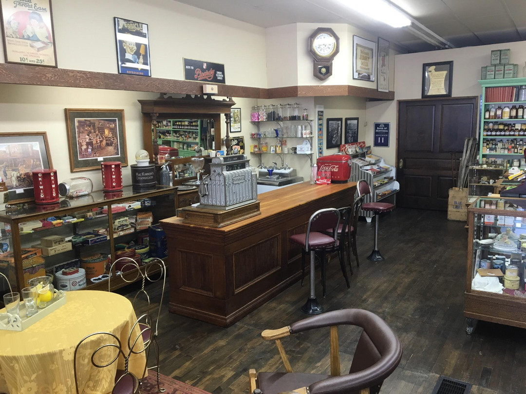 Castor Pharmacy Museum景点图片