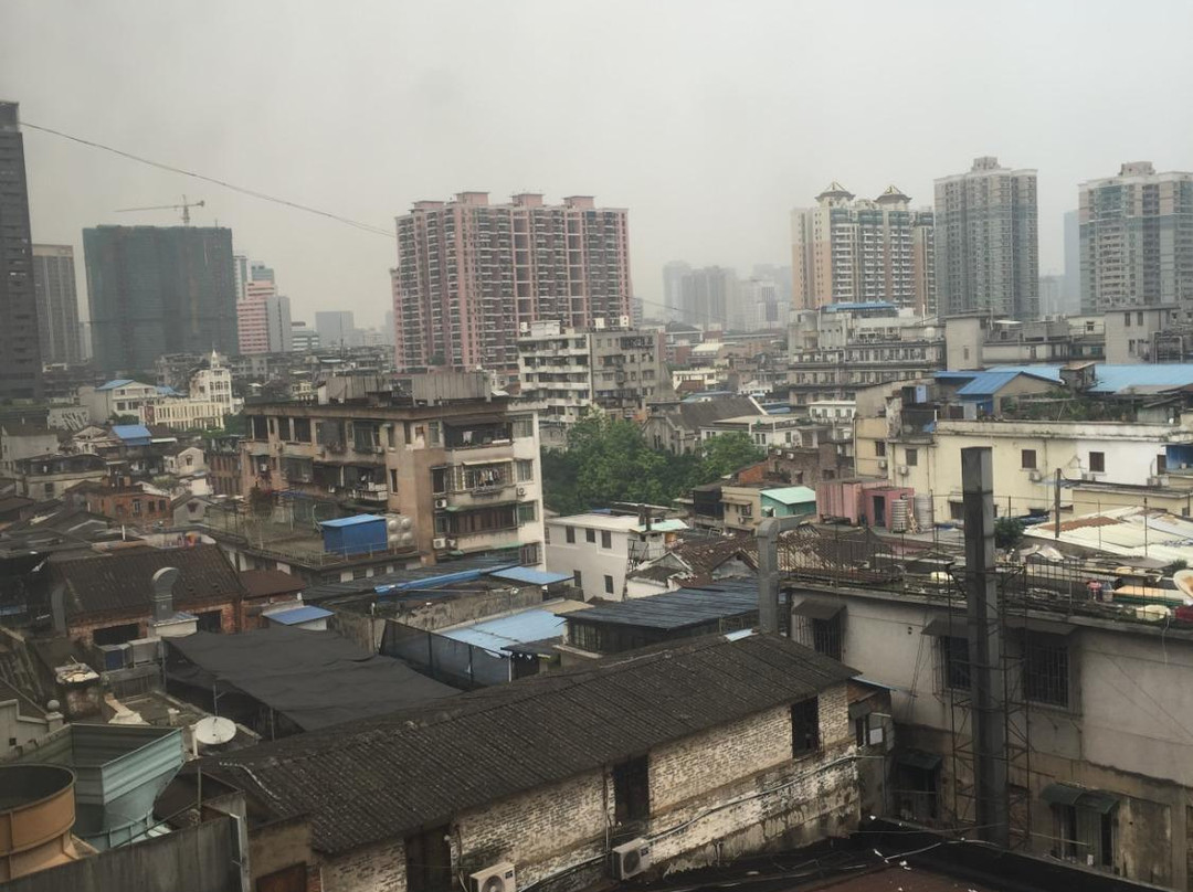 新华大酒店主图