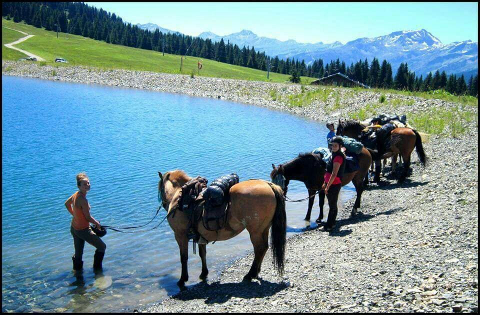 La Ferme Equestre du Chozal-Cohennoz必去景点