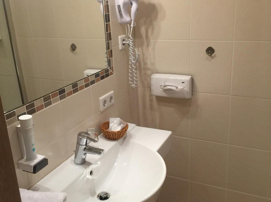 Hotel Zur Brucke主图