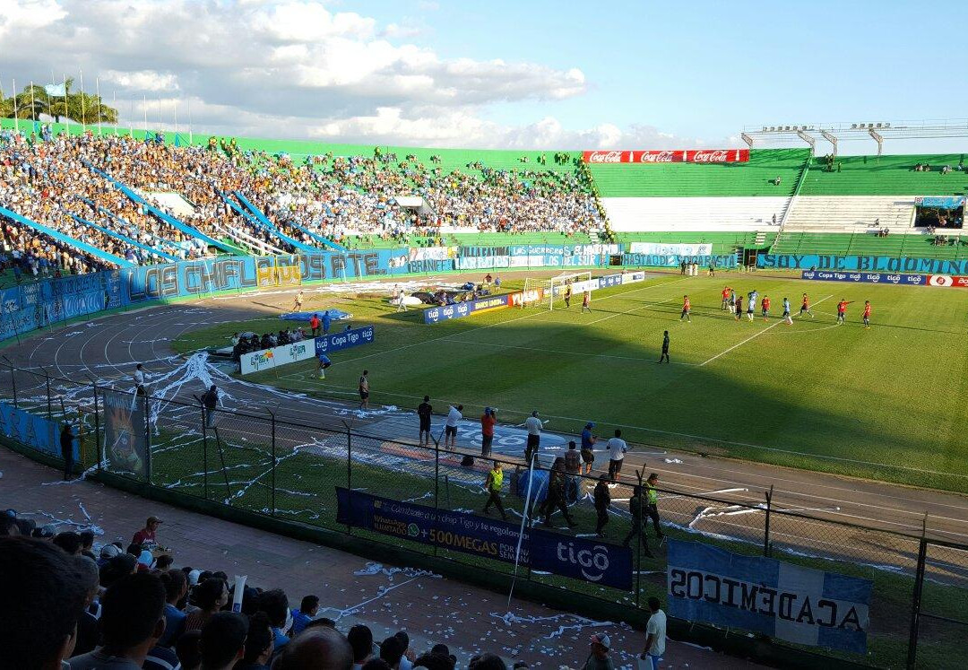 Estadio Ramon Tahuichi Aguilera景点图片