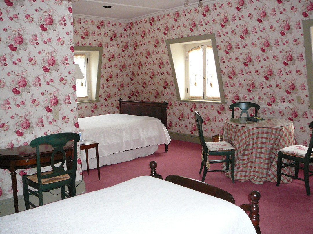 Gilmor Sloane House - Stony Point Center主图