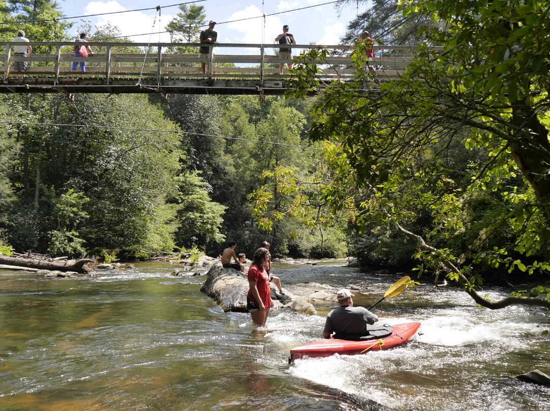 Toccoa River Swinging Bridge景点图片