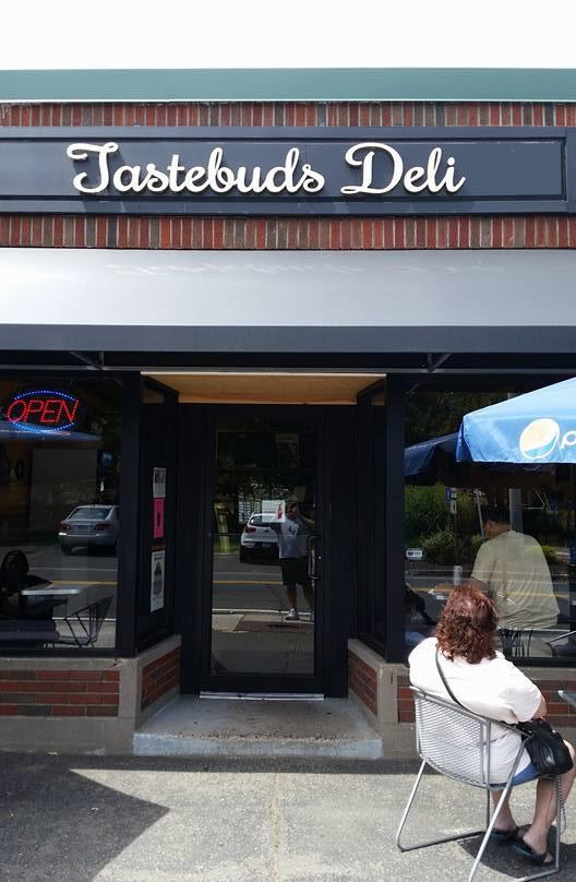 Tastebuds Deli & Specialty Fds