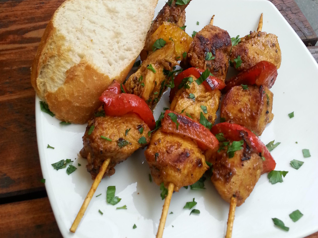 saro tapas bar & lounge
