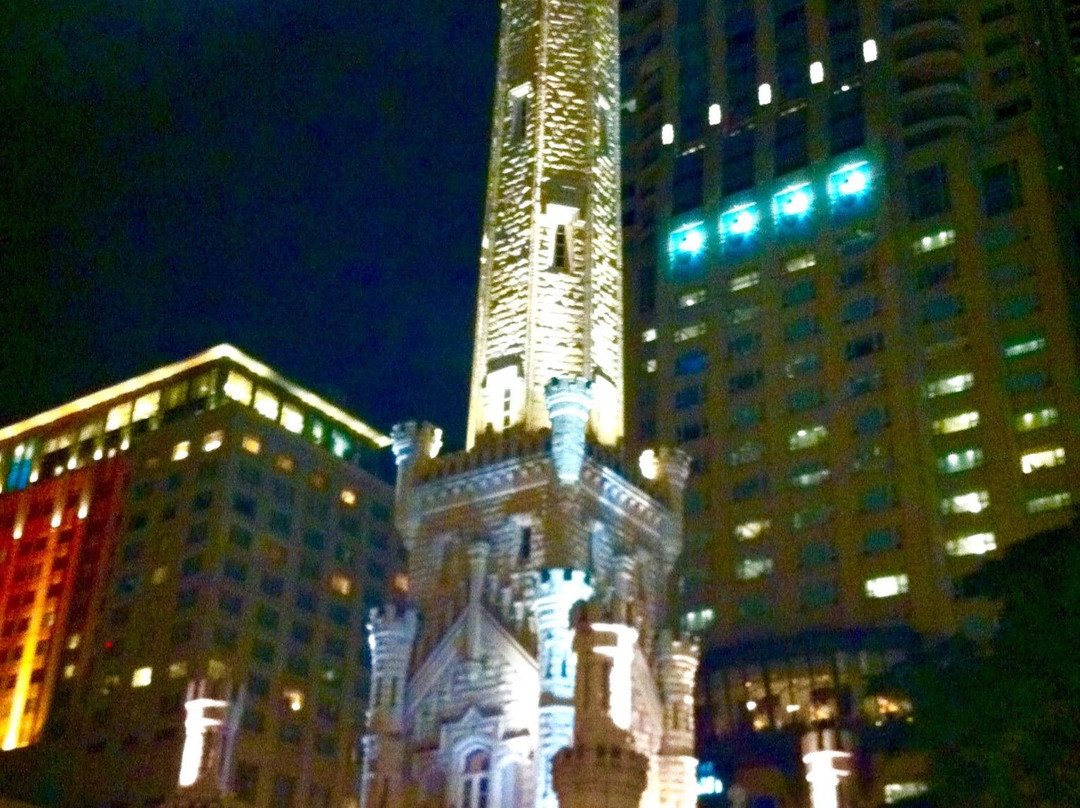Historic Water Tower-芝加哥必去景点