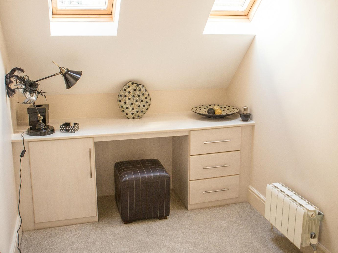 梅瑟蒂德菲尔酒店住宿-Queen Bee & B