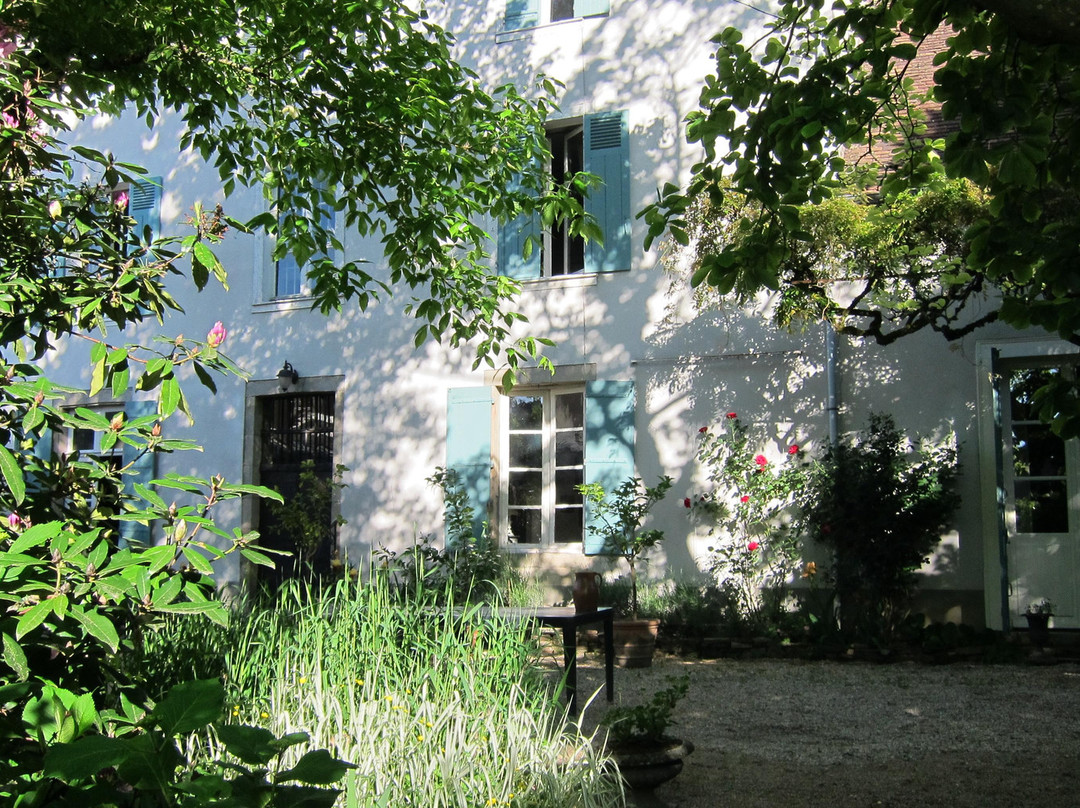 Saint-Yrieix-la-Perche旅游攻略图片